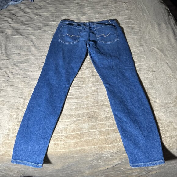 7 For All Mankind Guinevere Jeans Size 31 | High Waist Light Denim Ankle Cut - Picture 6 of 7